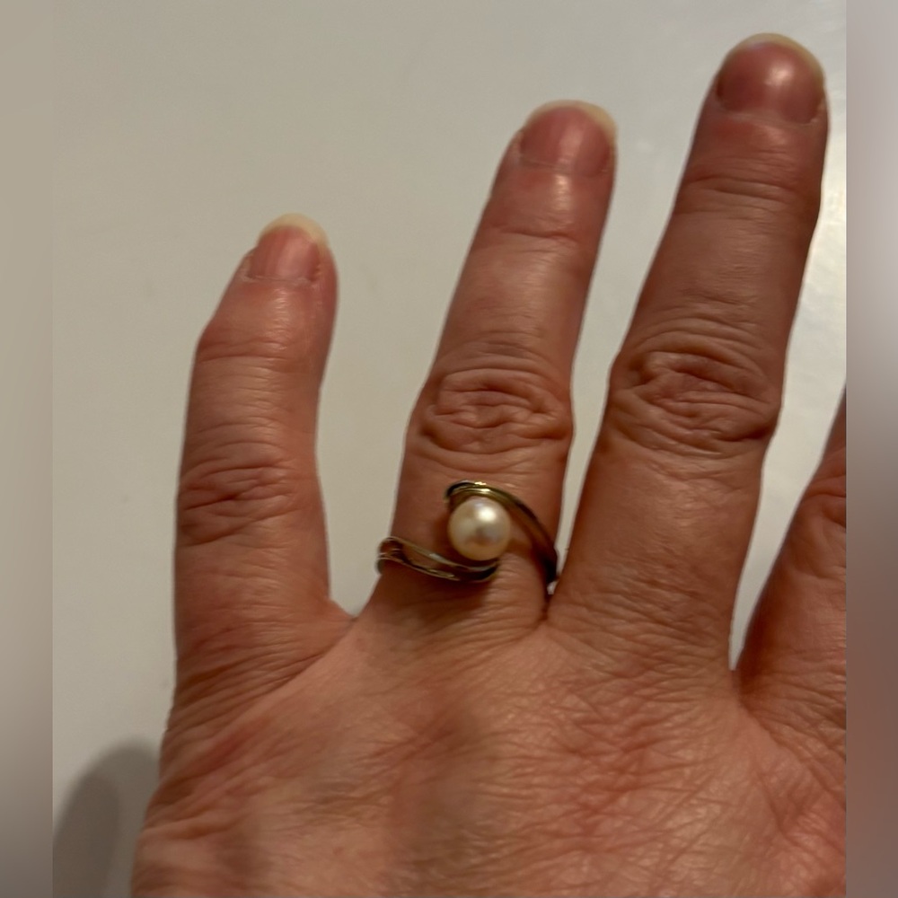 Genuine Cultured Pearl Bypass Ring - Sterling Silver - Size 8
